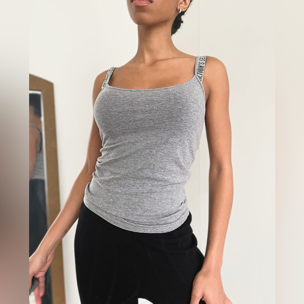 🤍Forever 21🤍 Basic Grey Camisole Tank Top - Picture 1 of 7